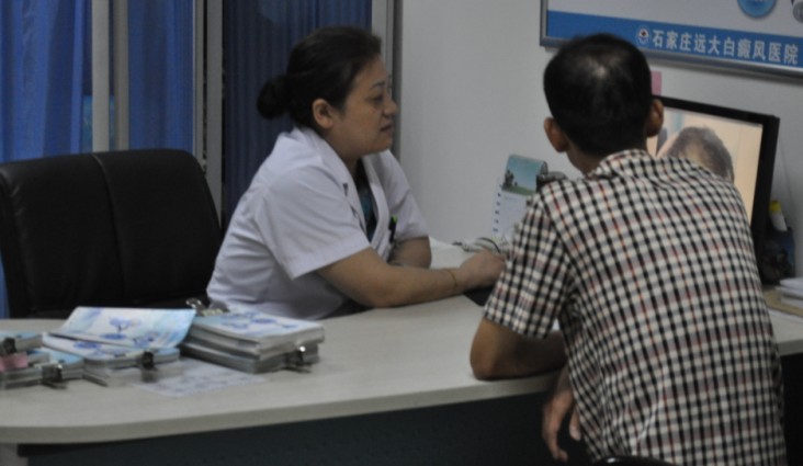 患上白癜风是否会导致毛发变白