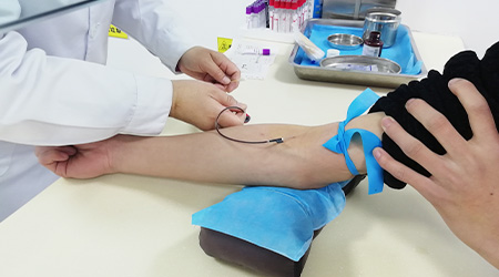 如何检测白癜风什么原因导致的