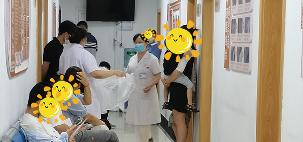 夏季紫外线强烈,白斑易扩散复发,苏有明教授表示:注意皮肤护理!