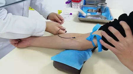 血常规检查能看出白斑病因吗